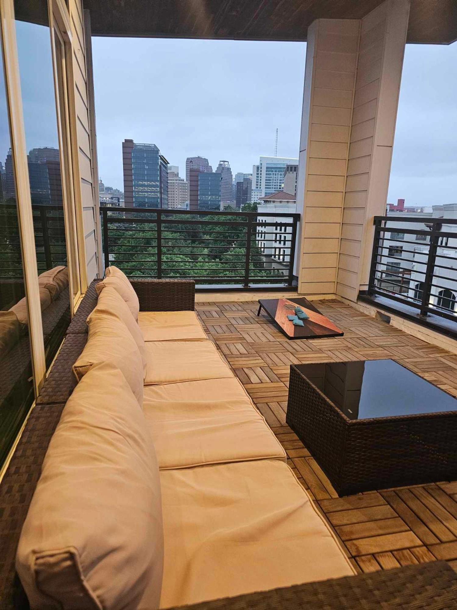Riverwalk Penthouse Oasis W/Free Parking Gym Pool San Antonio Exteriör bild