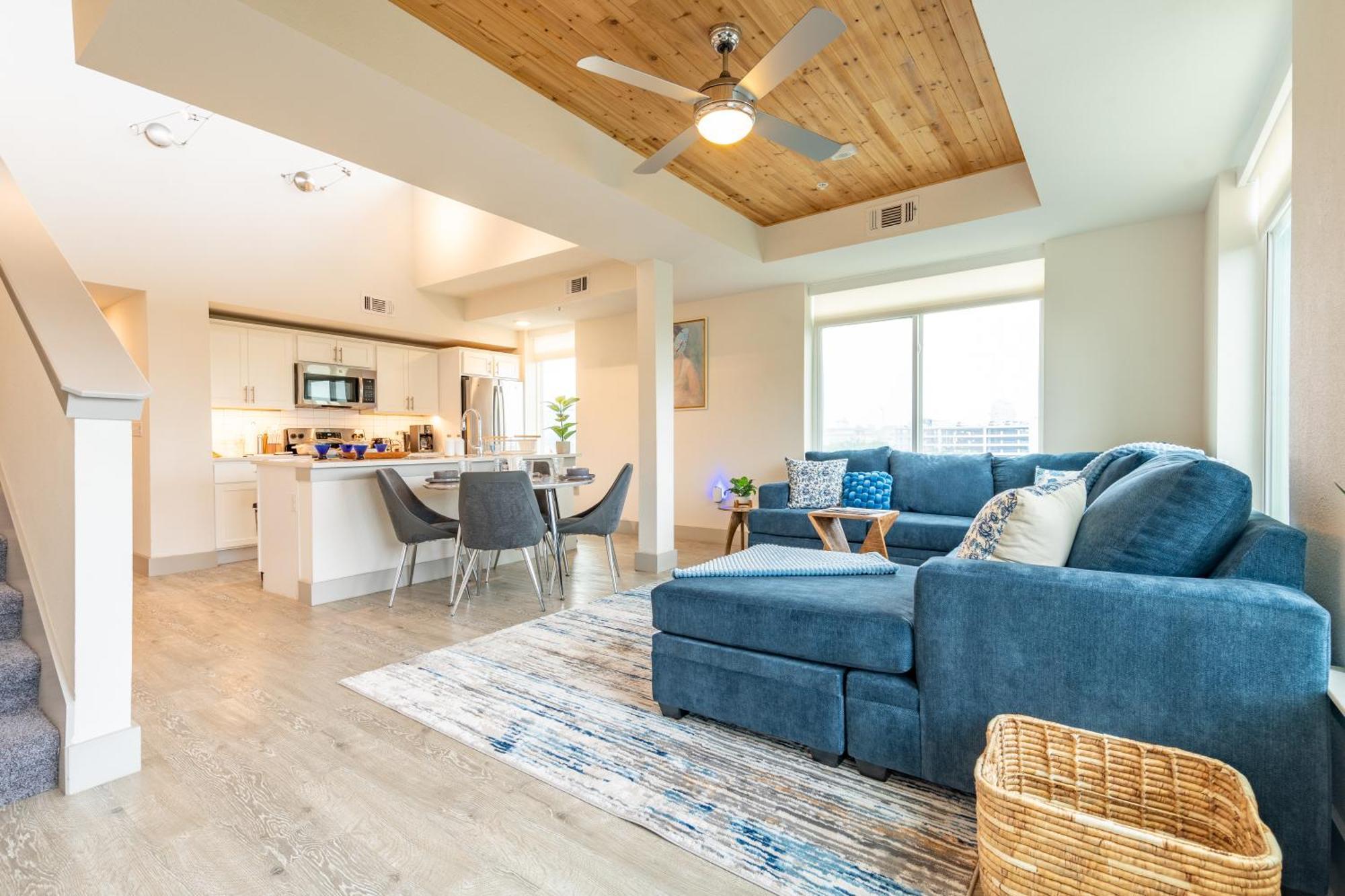 Riverwalk Penthouse Oasis W/Free Parking Gym Pool San Antonio Exteriör bild