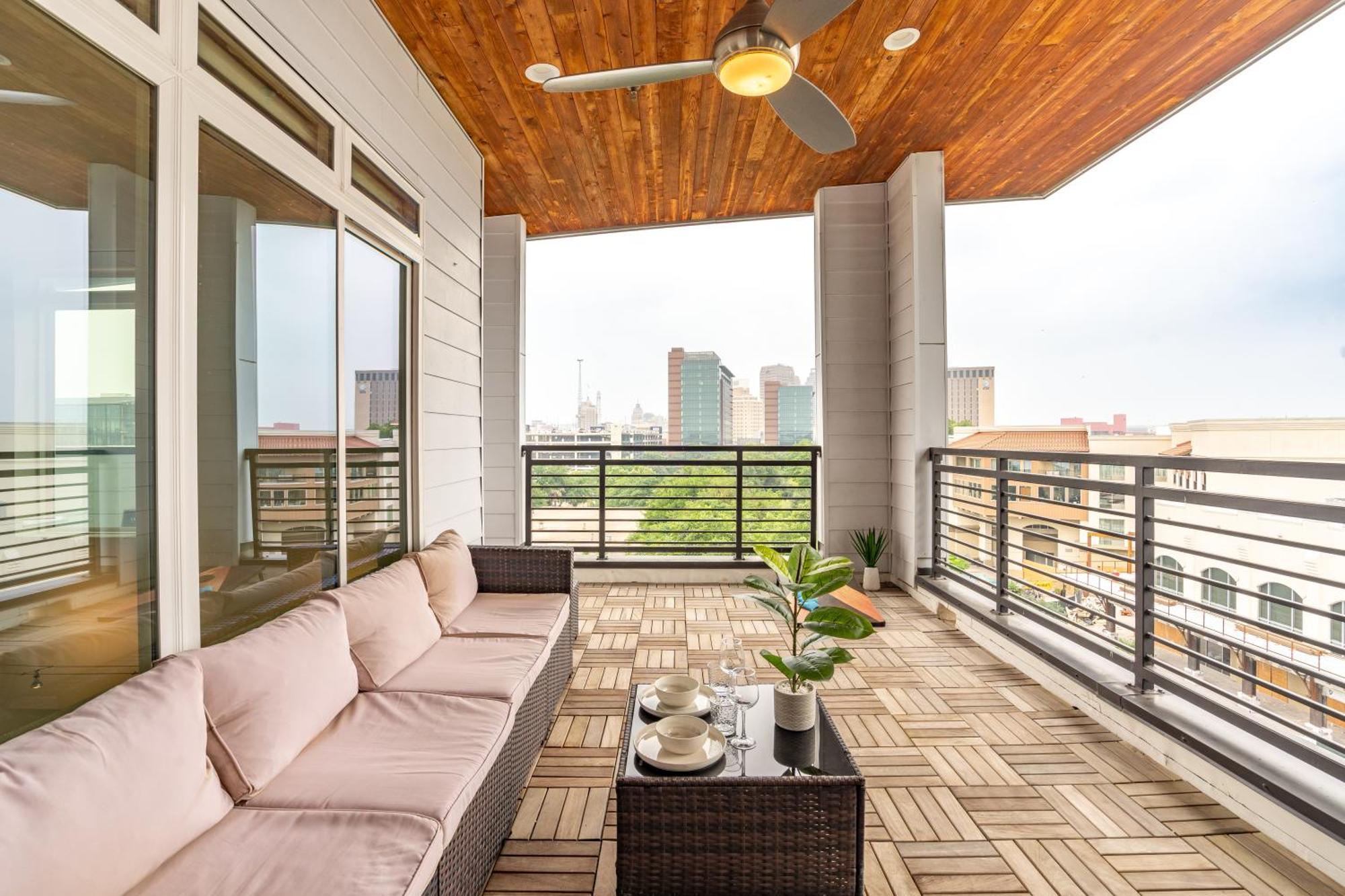 Riverwalk Penthouse Oasis W/Free Parking Gym Pool San Antonio Exteriör bild