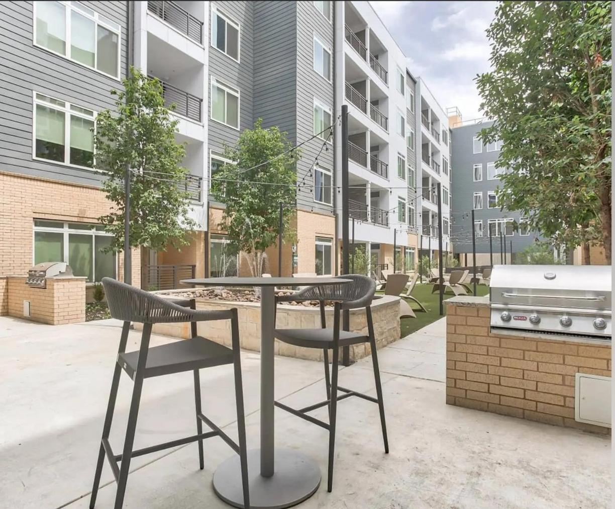 Riverwalk Penthouse Oasis W/Free Parking Gym Pool San Antonio Exteriör bild